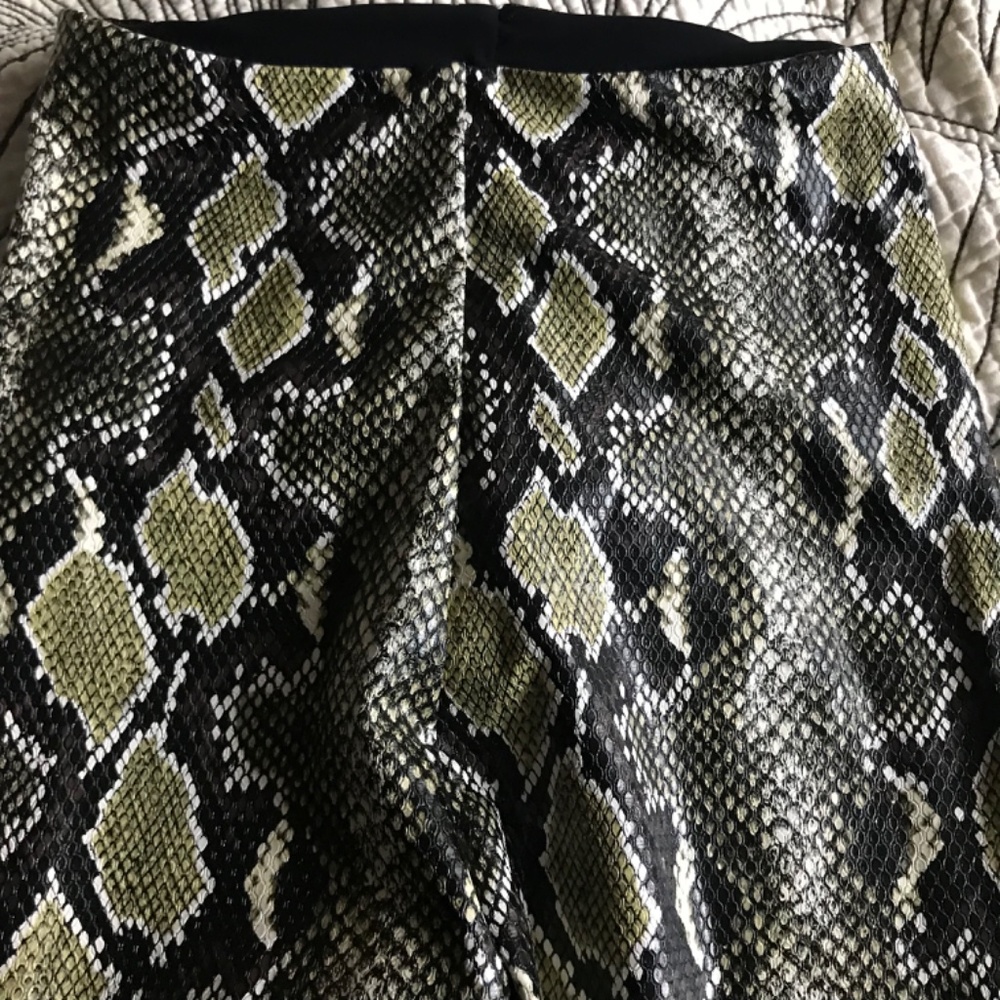 Commando Metallic Snake Pattern Leggings - image 7